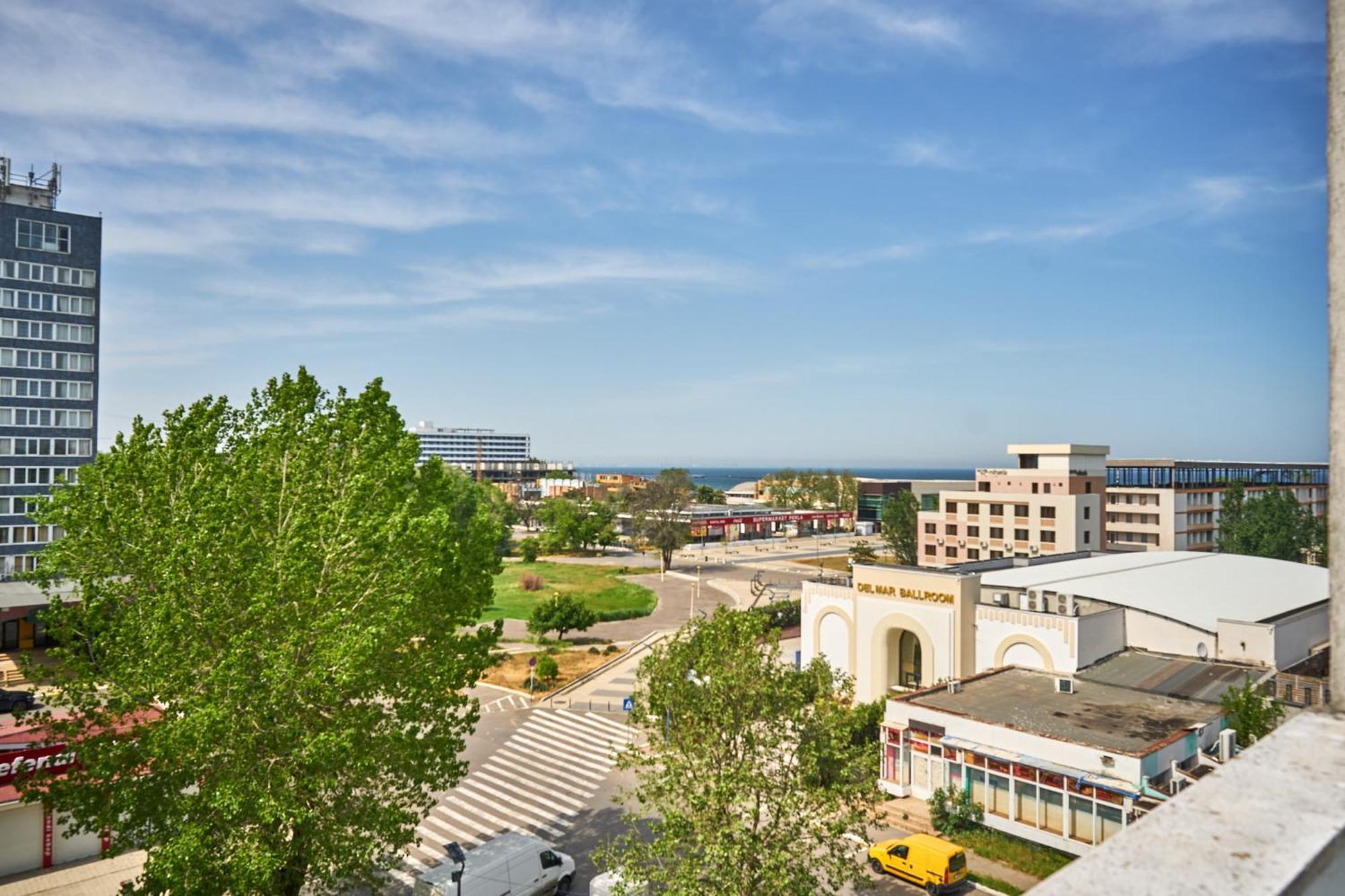Hotel Alma Mamaia Exterior photo