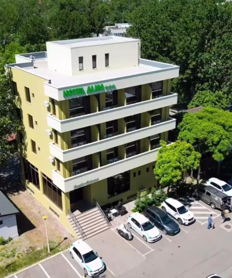 Hotel Alma Mamaia Exterior photo